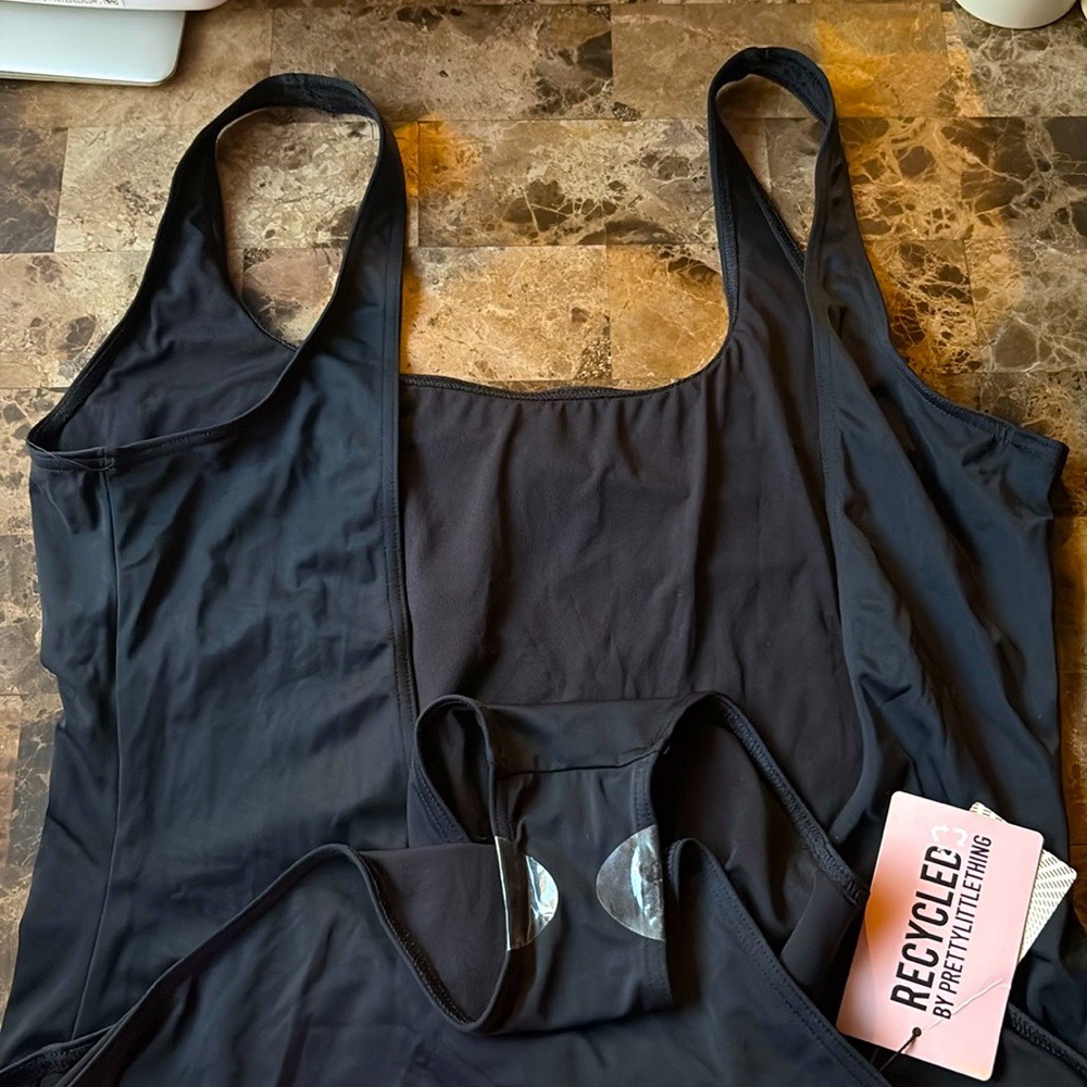 PLT BLACK SCOOP BACK SWIM-SUITE PRETTY LITTLE THING NWT NEVER WORN